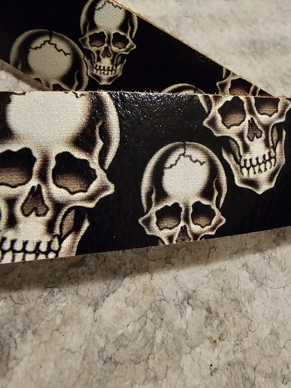 Y2k Ed Hardy Black Leather Belt with Cream Skull Motif and Gold Script - Picture 4 of 7
